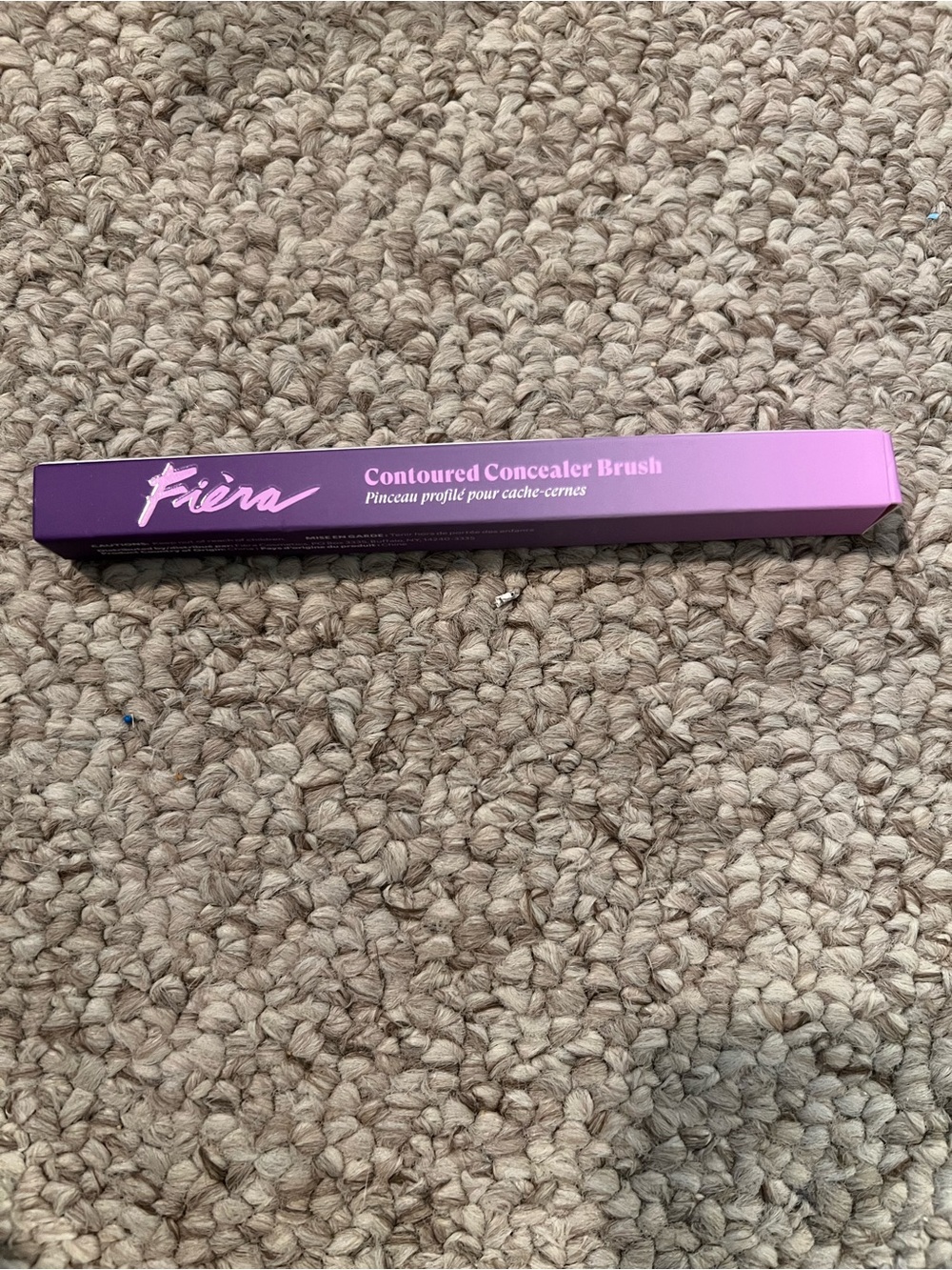 Contoured Concealer Brush - Purple